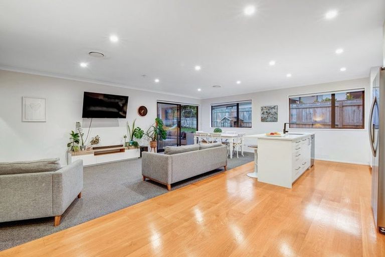 Photo of property in 3 Magnolia Lane, Kaukapakapa, Helensville, 0875