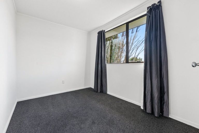 Photo of property in 1/49 Redcrest Avenue, Red Hill, Papakura, 2110