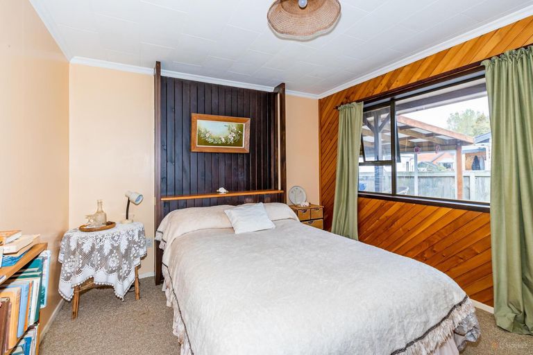 Photo of property in 19 Smith Street, Waimate, 7924