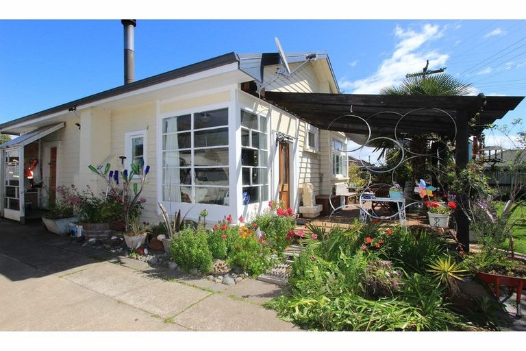 Photo of property in 2 Lewis Street, Redwoodtown, Blenheim, 7201