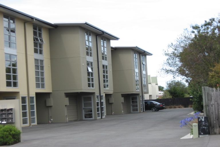 Photo of property in 9/440 Barbadoes Street, Edgeware, Christchurch, 8013