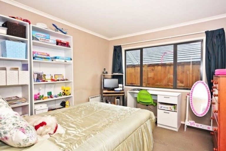 Photo of property in 45 The Esplanade, Huntington, Hamilton, 3210