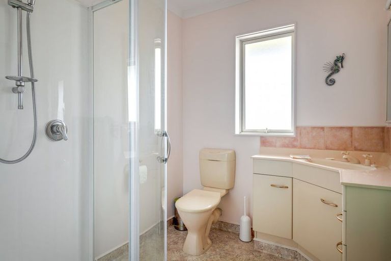 Photo of property in 13 Clairmont Heights, Stoke, Nelson, 7011