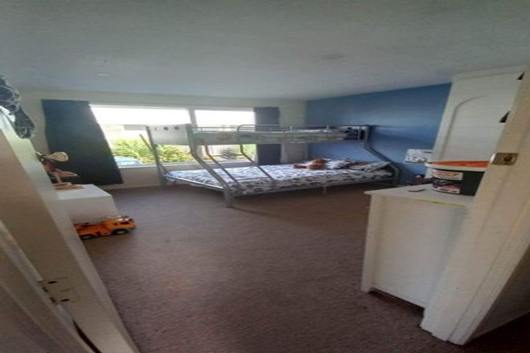 Photo of property in 18 Pegasus Avenue, North New Brighton, Christchurch, 8083