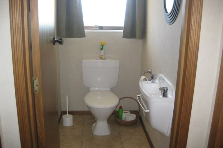 Photo of property in 12a Victoria Avenue, Dannevirke, 4930