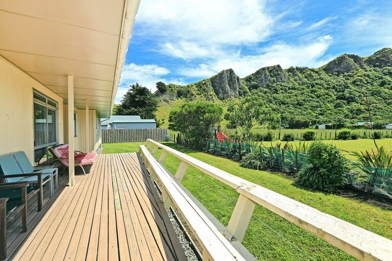 Photo of property in 14 John Ross Place, Kairakau, Elsthorpe, 4295