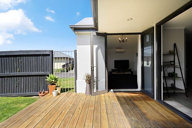 Photo of property in 6 Acton Vale, Rototuna North, Hamilton, 3210