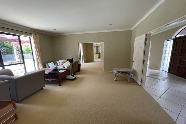 Photo of property in 9 Broadwood Rise, Kumeu, 0892