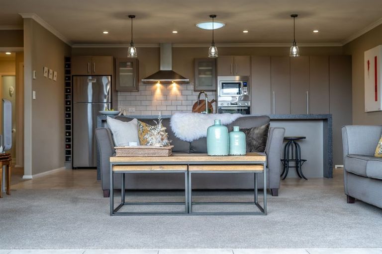 Photo of property in 14 The Peninsula, Huntington, Hamilton, 3210