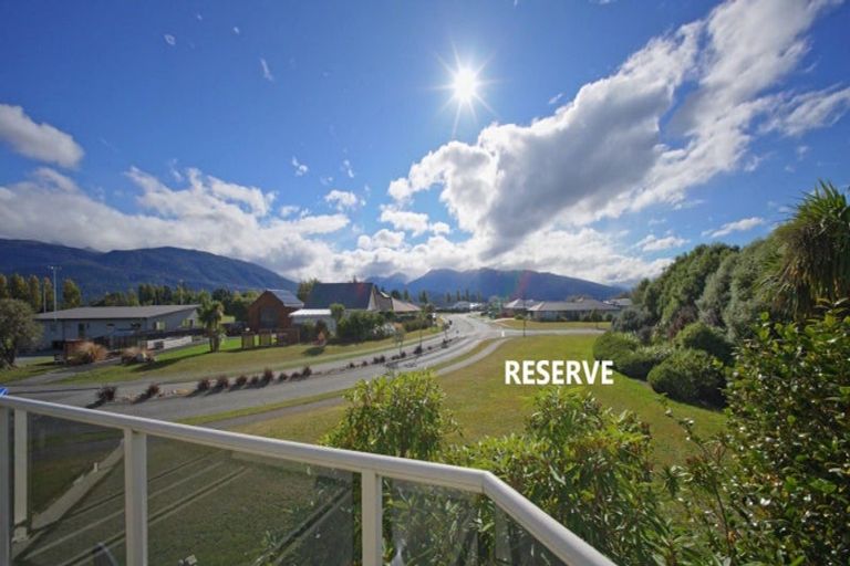 Photo of property in 80 Bligh Street, Te Anau, 9600