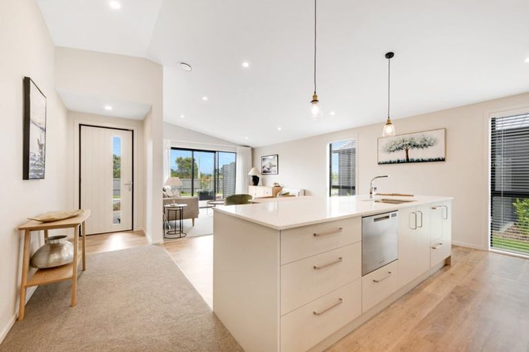 Photo of property in 190 State Highway 2, Opaki, Masterton, 5871