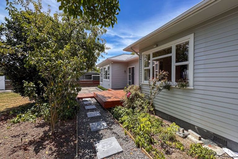 Photo of property in 128 Napier Road, Havelock North, 4130