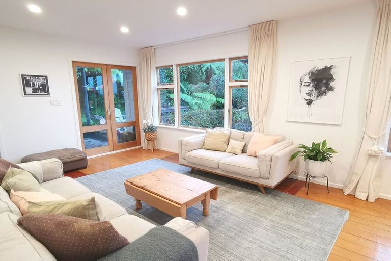 Photo of property in 100 Farnham Street, Mornington, Wellington, 6021