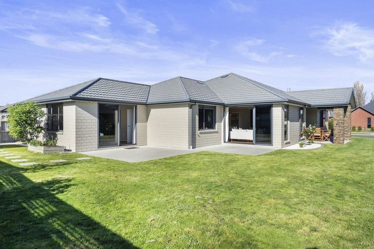 Photo of property in 10 Jarrett Terrace, Leamington, Cambridge, 3432