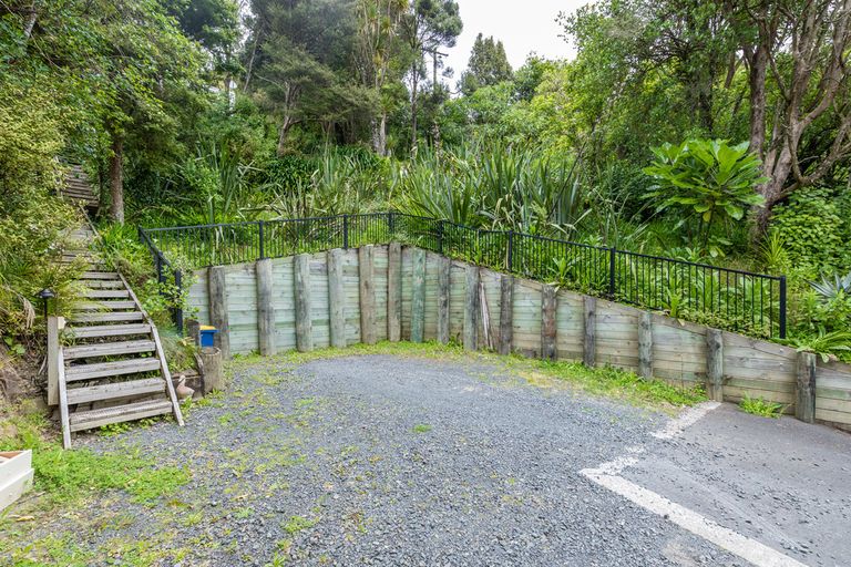 Photo of property in 187 Victory Road, Laingholm, Auckland, 0604