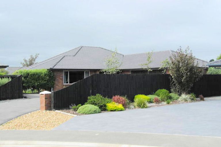 Photo of property in 16 Mondrian Lane, Rolleston, 7614