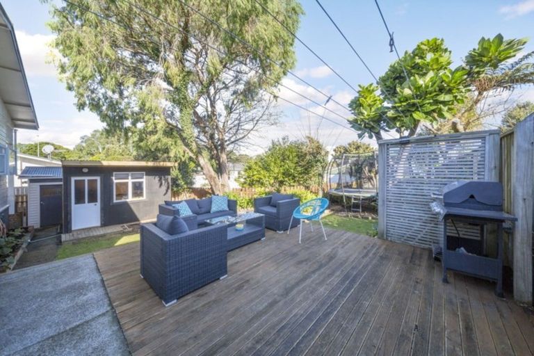 Photo of property in 60 Crownhill Street, Spotswood, New Plymouth, 4310