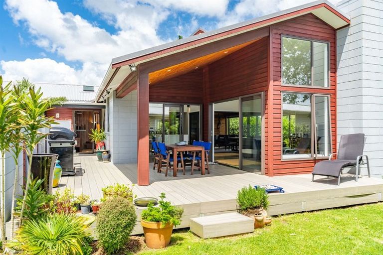 Photo of property in 15 Pinewood Place, Mangawhai Heads, Mangawhai, 0505