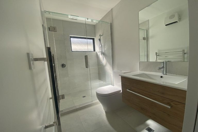 Photo of property in 5/6 Skibbereen Drive, Halswell, Christchurch, 8025