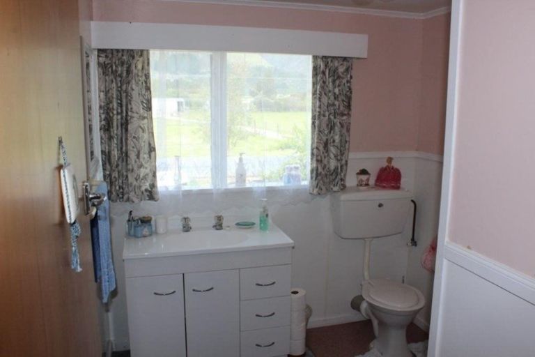 Photo of property in 414 Glenview Road, Motupipi, Takaka, 7183