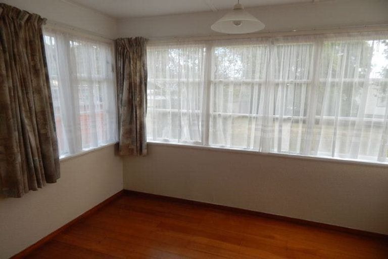 Photo of property in 16 Newcombe Street, Naenae, Lower Hutt, 5011