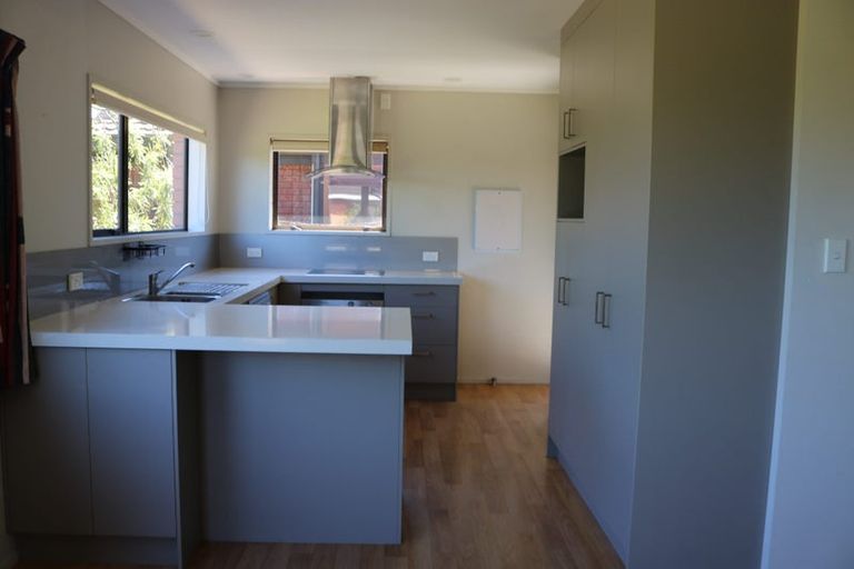 Photo of property in 112 Hutchinsons Road, Bucklands Beach, Auckland, 2014