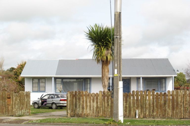 Photo of property in 37 Broadway, Stratford, 4332