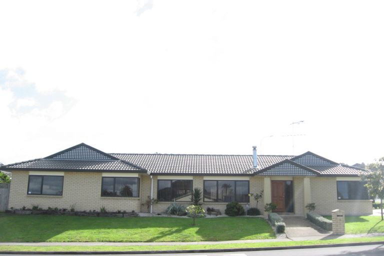 Photo of property in 1 Amarillo Place, Manurewa, Auckland, 2105