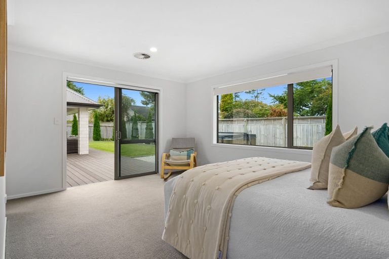 Photo of property in 17 Henry Bell Close, Leamington, Cambridge, 3432