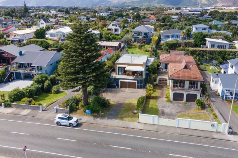 Photo of property in 79 Marine Parade, Paraparaumu Beach, Paraparaumu, 5032