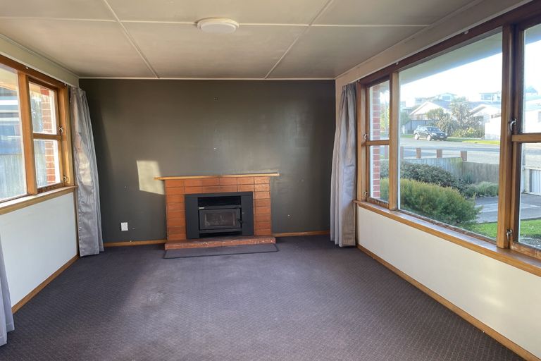 Photo of property in 19 Richmond Street, Waimataitai, Timaru, 7910