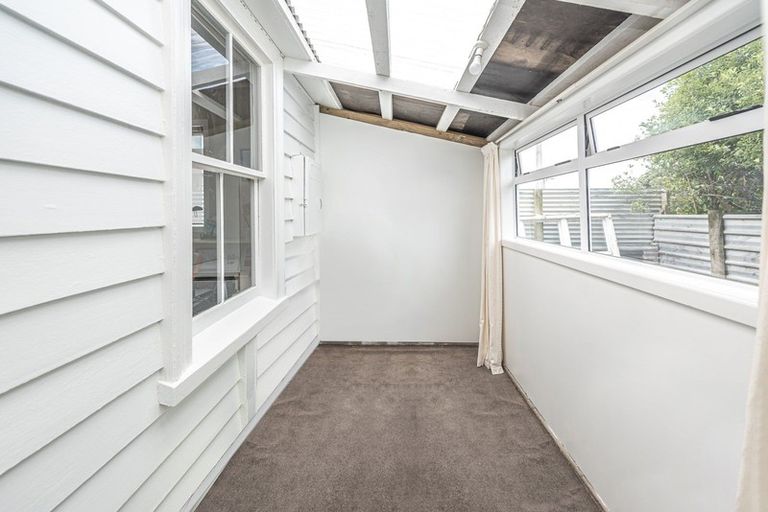 Photo of property in 12 Norfolk Street, Patea, 4520