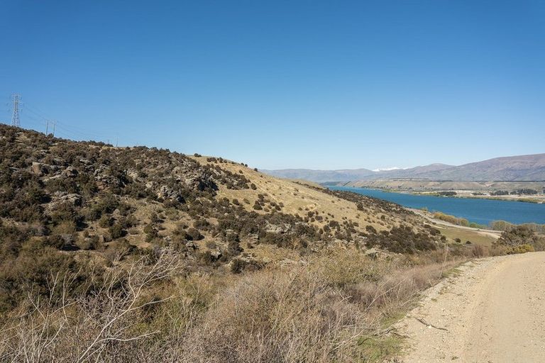 Photo of property in 38 Lakefront Terrace, Northburn, Cromwell, 9383