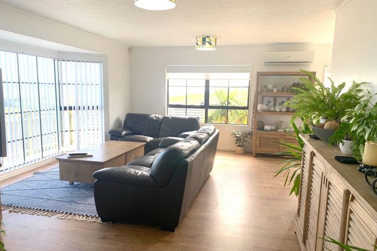 Photo of property in 5b Fernwood Court, Woodridge, Wellington, 6037