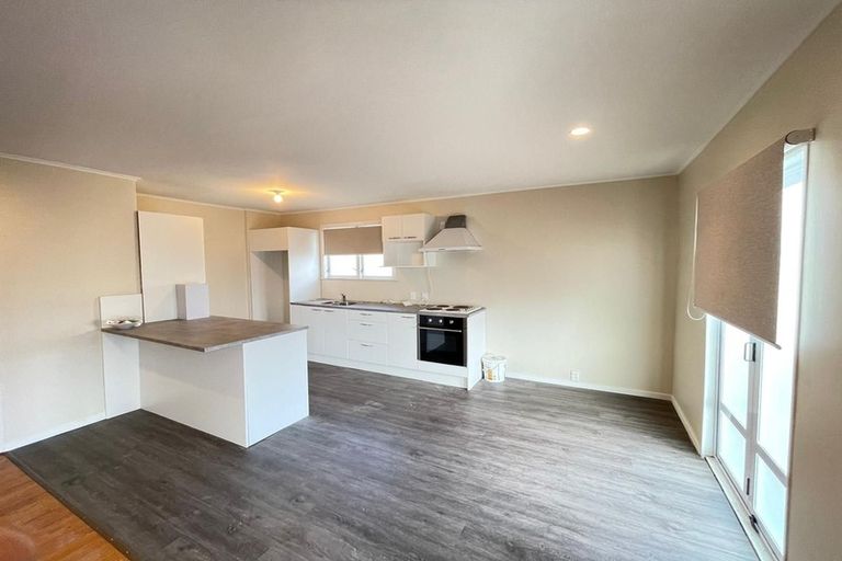 Photo of property in 100 Marne Road, Papakura, 2110