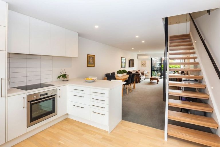 Photo of property in 3/136 Sherborne Street, St Albans, Christchurch, 8014