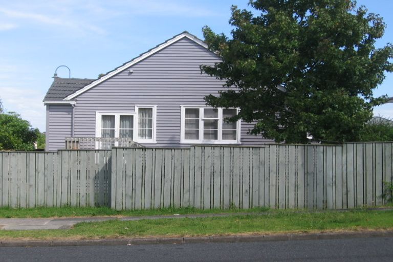 Photo of property in 50c Arawa Street, New Lynn, Auckland, 0600