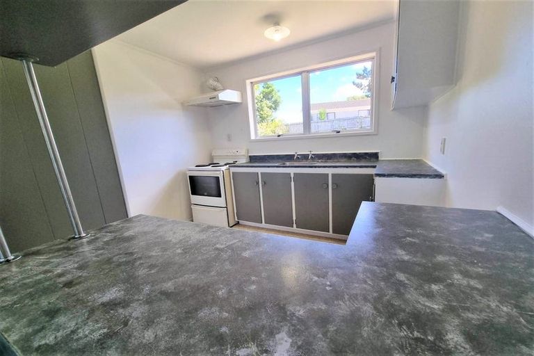 Photo of property in 75 Solar Road, Glen Eden, Auckland, 0602