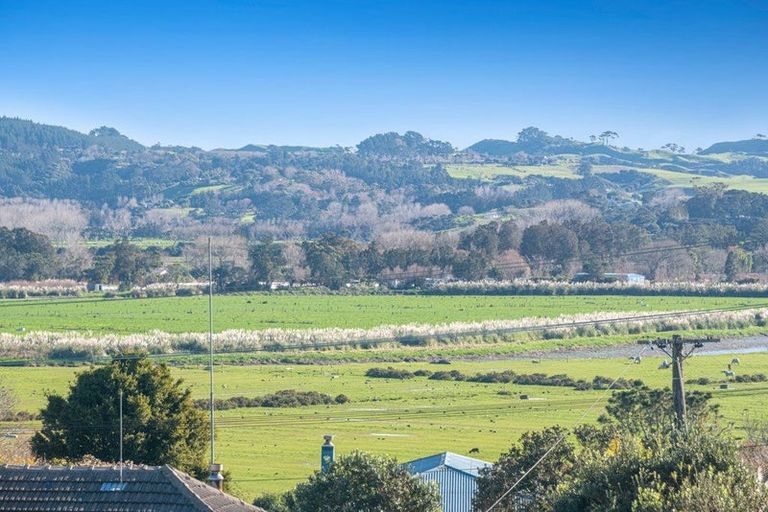 Photo of property in 11 St Julia Court, Helensville, 0800