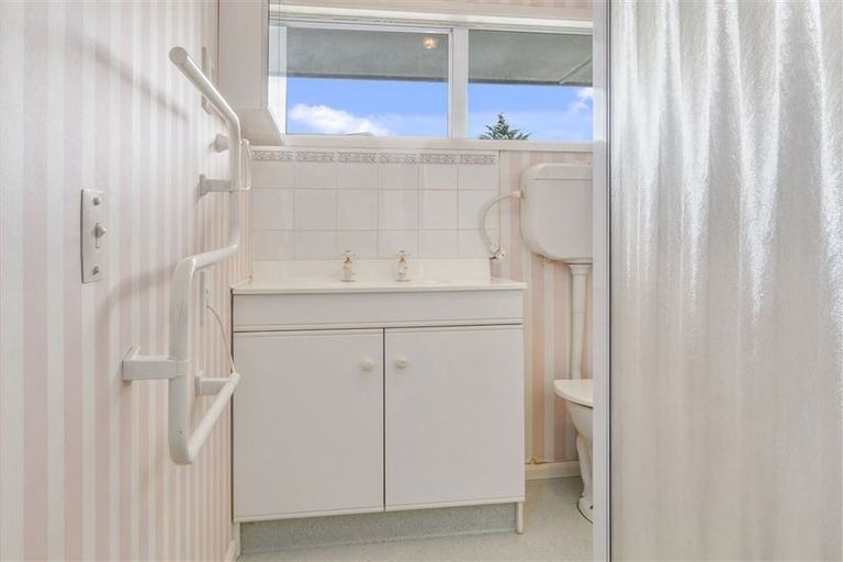 Photo of property in 19 Braithwaite Street, Ilam, Christchurch, 8041