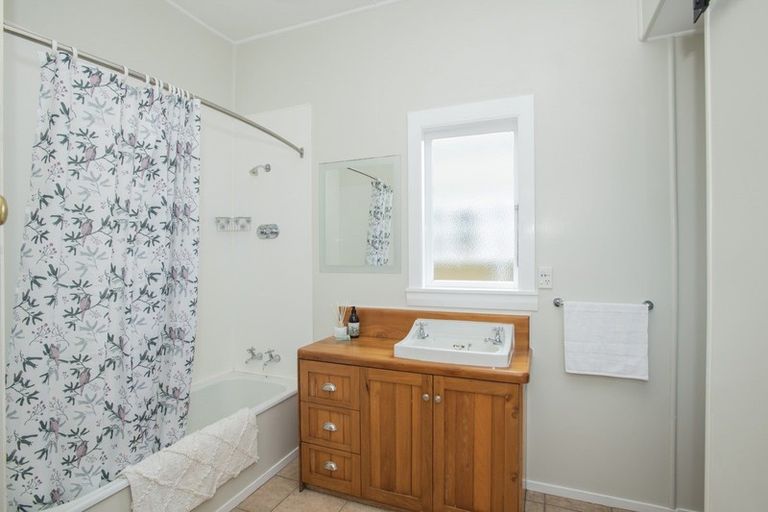 Photo of property in 46 Waitangi Street, Gisborne, 4010