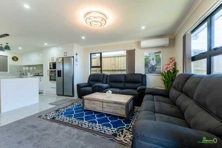 Photo of property in 41a Scotts Road, Manurewa East, Auckland, 2102