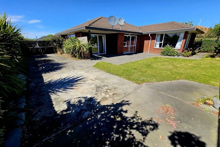 Photo of property in 97 Racecourse Road, Sockburn, Christchurch, 8042