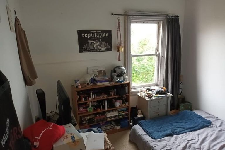 Photo of property in 70 Fairlie Terrace, Kelburn, Wellington, 6021