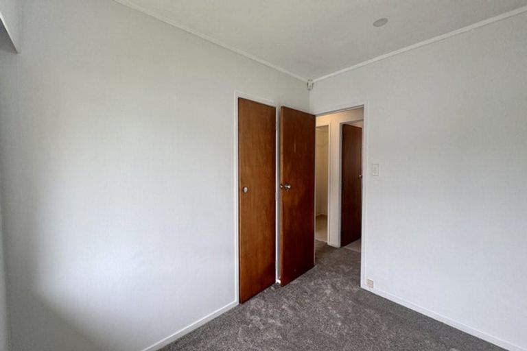 Photo of property in 1/38a Blakeborough Drive, Forrest Hill, Auckland, 0620