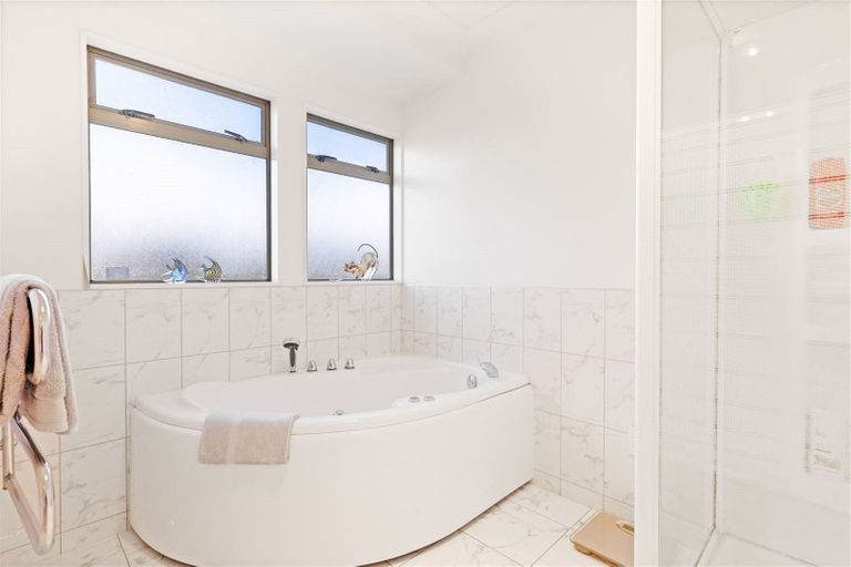 Photo of property in 65 Tapu Road, Huapai, Kumeu, 0810