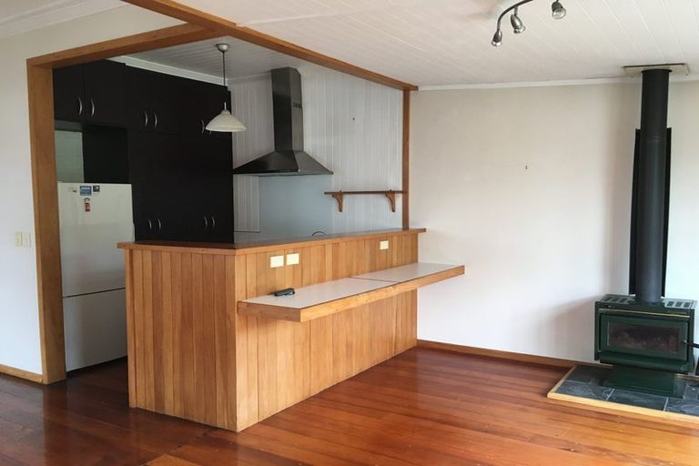 Photo of property in 11 Brook Street, Waiwhetu, Lower Hutt, 5010