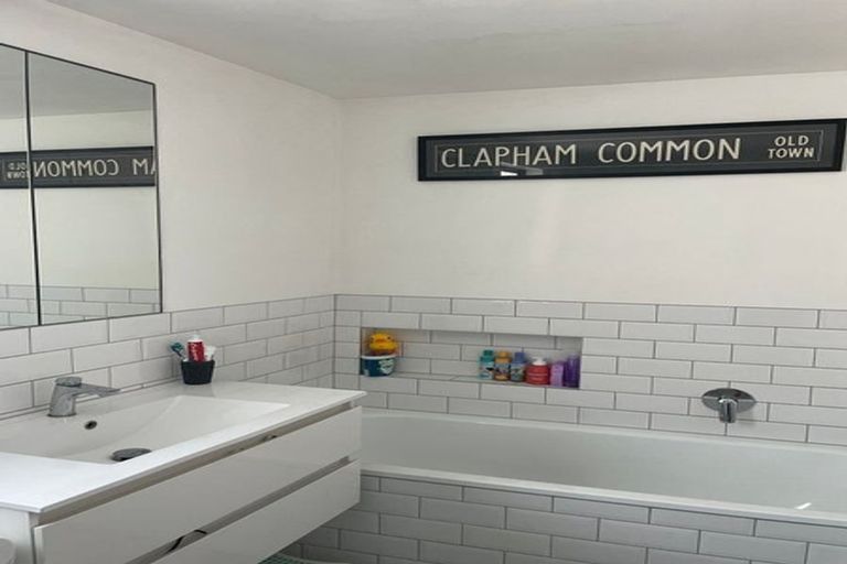 Photo of property in 4 Ruahine Street, Trentham, Upper Hutt, 5018