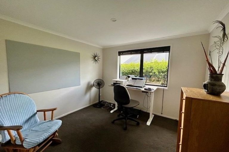 Photo of property in 58 Sandhurst Drive, Papamoa Beach, Papamoa, 3118