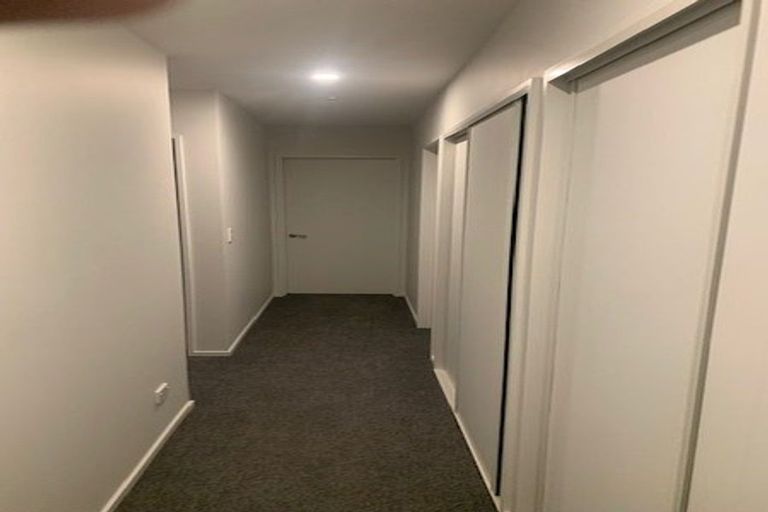Photo of property in 8/28 Westgate Drive, Westgate, Auckland, 0614